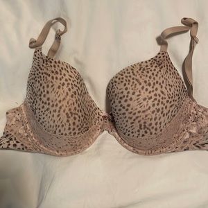 Beige, leopard, print body by Victoria lined perfect coverage bra